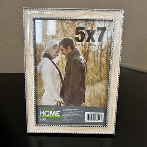 House To Home Frame 5x7, NWT